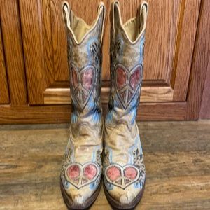 Corral Heart & Wings Vintage Boots
